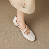 Quira | Round-Toe Mary Jane Flat